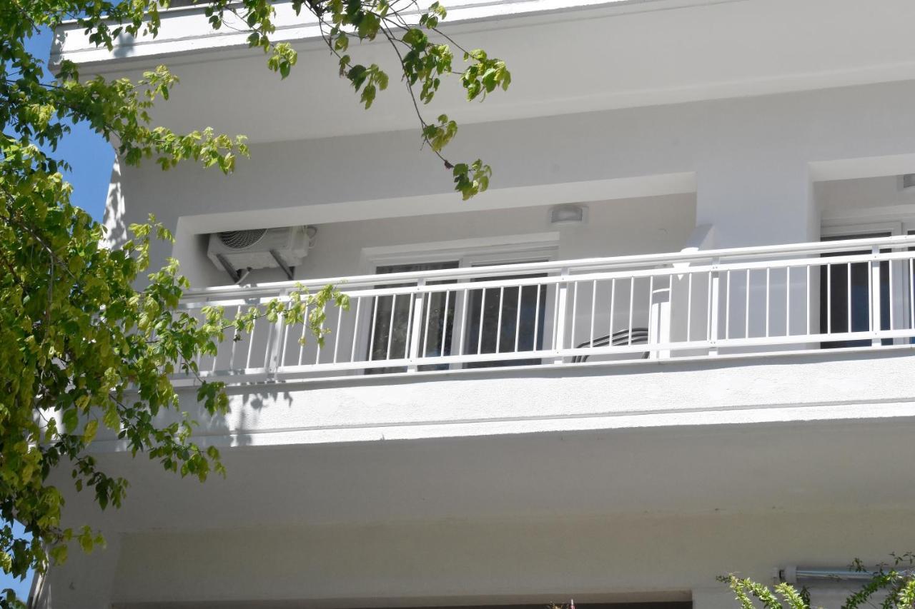 Giorgos-Fenia Apartments ปาราเลียกาเตอรีนิส ภายนอก รูปภาพ